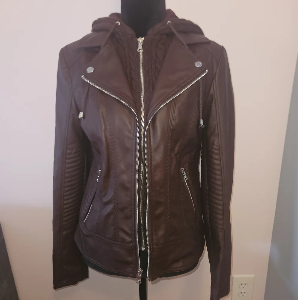 GUESS Burgandy Faux Leather Moto Jacket - Size Medium - Picture 4 of 11